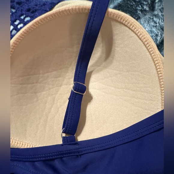 Bathing Suit - Picture 3 of 6